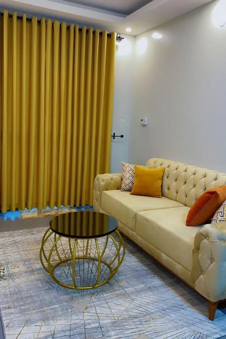 Lee Furnished Condos Kampala 0*,
